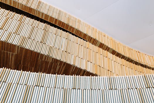 Antické Prvky oživují Moderní Umění: Inspirace a Trendy