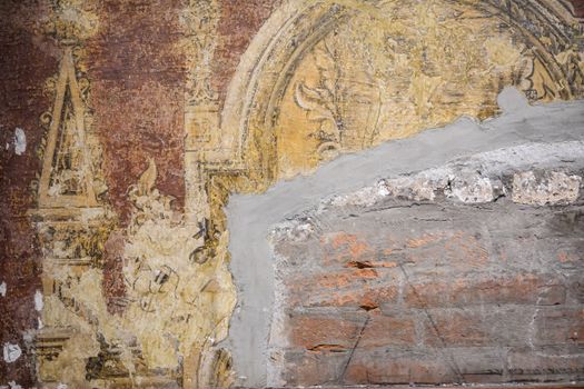 Ochrana Dědictví: Jak správně restaurovat antické obrazy a grafiky